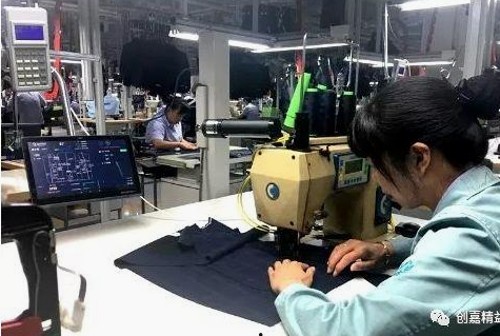 贾青:实力与魅力并存,公益与时尚双线发力