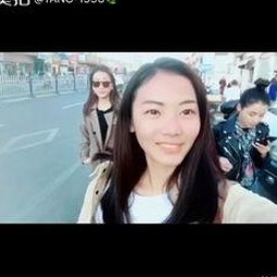 娱乐圈新鲜瓜速递：恋情爆料与影视盛况全览